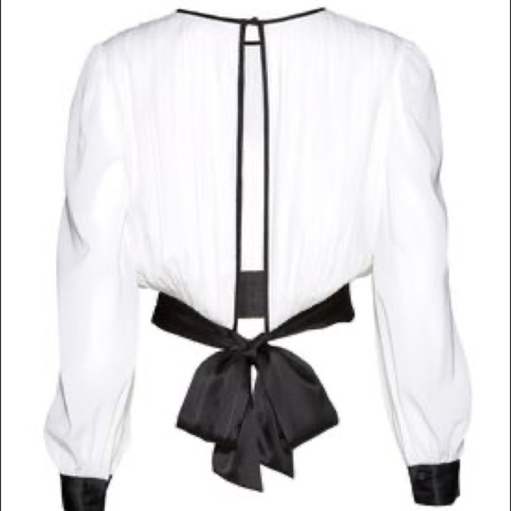 SOLD! NWT ALICE + OLIVIA Dakota Tie Back Crop Top - Picture 3 of 16